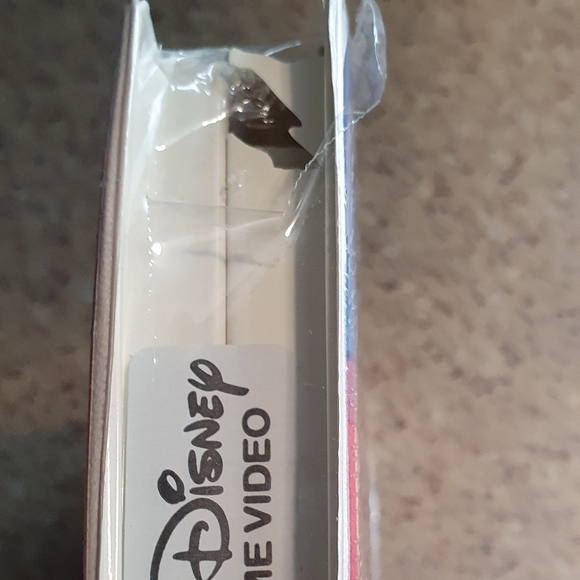 Sealed Beauty and the Beast vhs - Picture 2 of 4